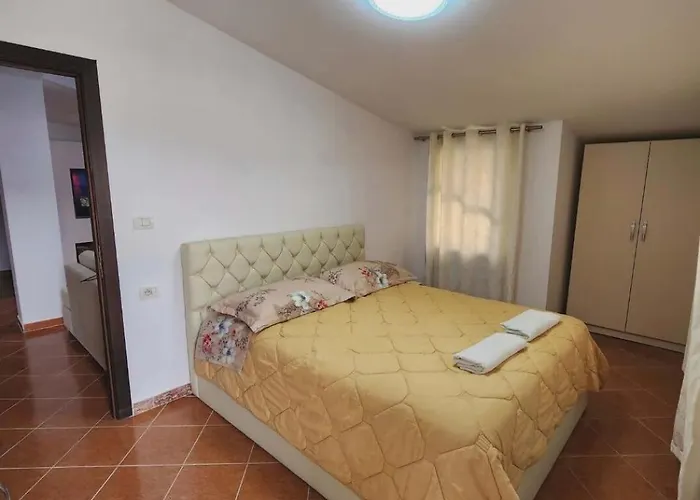 Apartment 4 By Ceni *